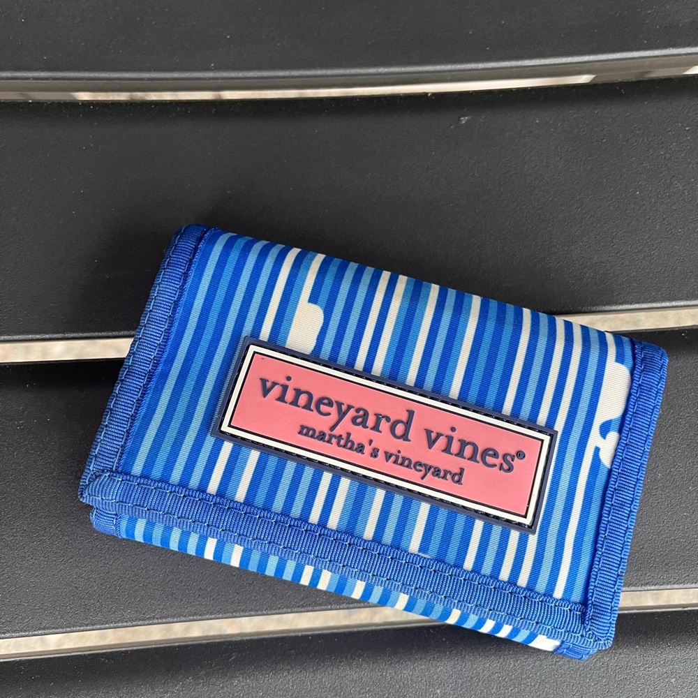 Vineyard Vines Wallet